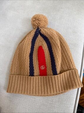 Gucci GG Wool Knit Beanie size Large